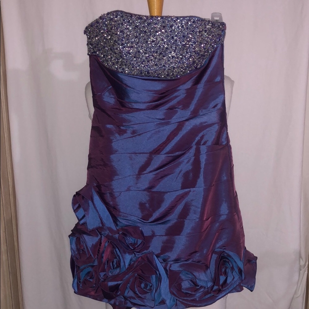 MUST GO PRICING blush Prom Strapless Formal Dress 0